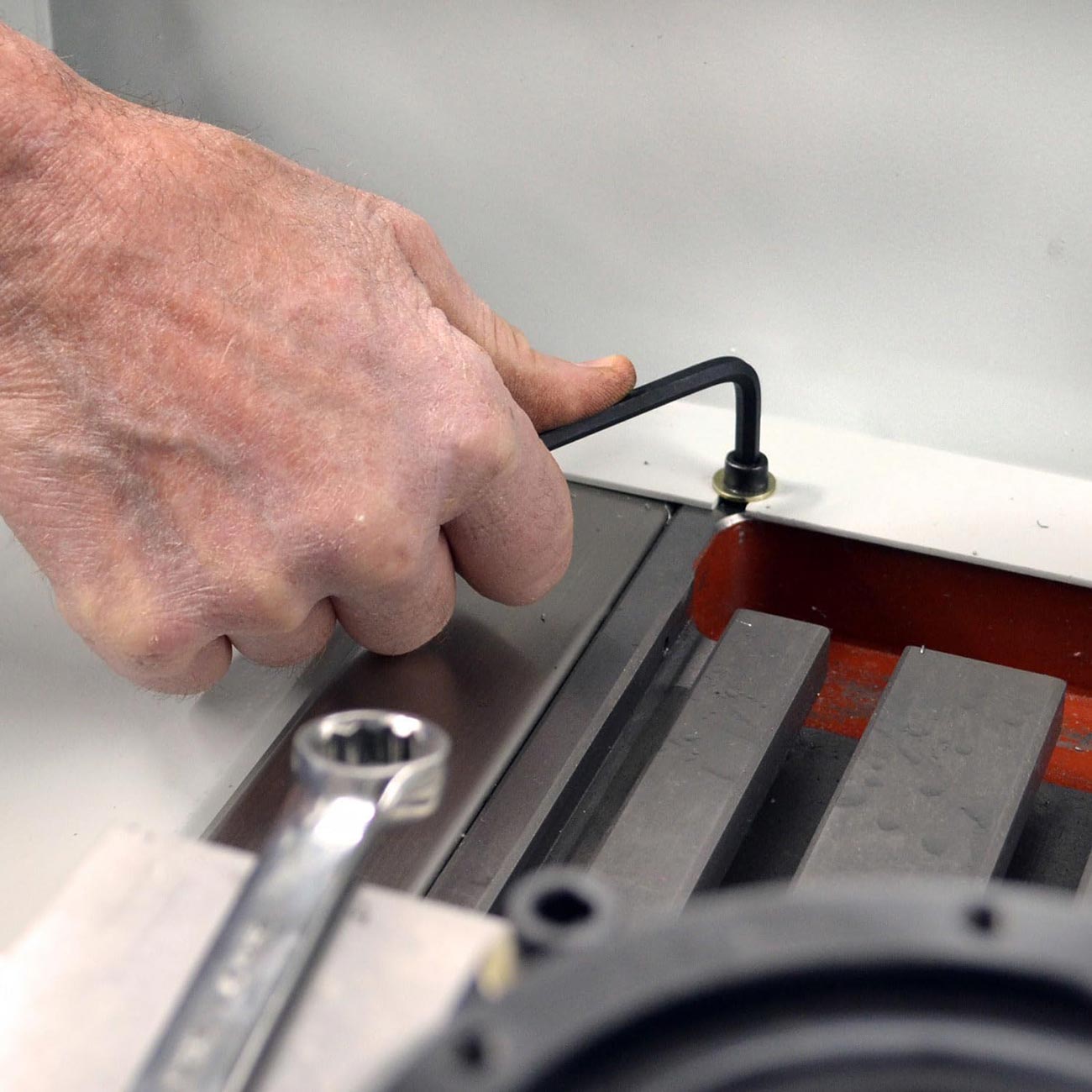 Bondhus Balldriver Metric HEX Ball End L - Key Wrenches 1.5mm to 10MM (9 Piece) - Clinch River Fishing USA