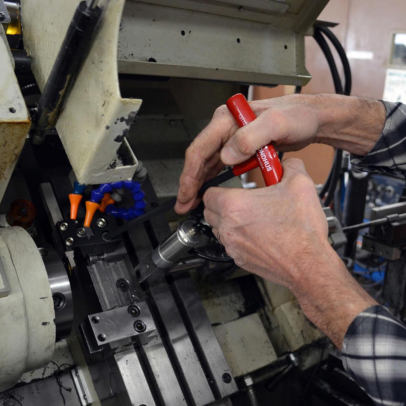 Bondhus Balldriver Metric HEX Ball End T - Handle Wrenches with Stand 2 to 10mm (8 Piece) - Clinch River Fishing USA