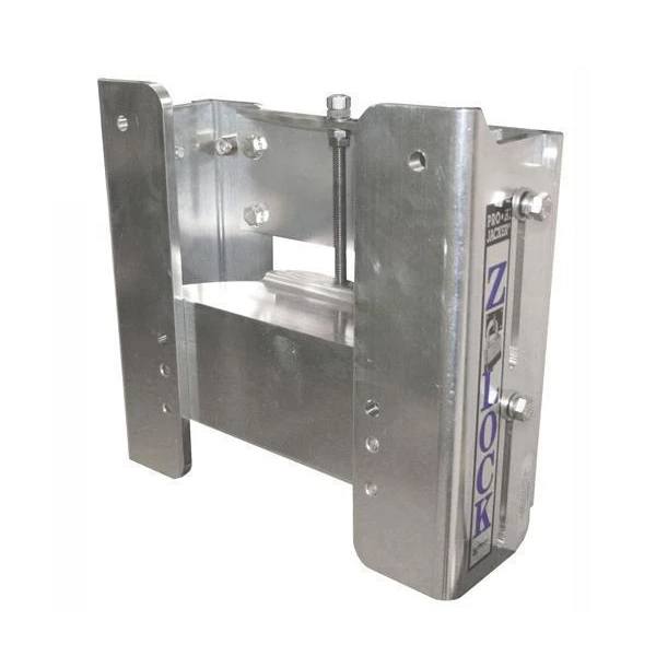 T-H Marine Z-Lock Manual Jack Plate-8"