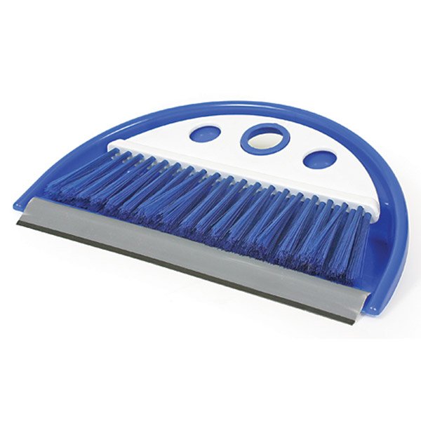 Camco Dust Pan W/Whisk Broom
