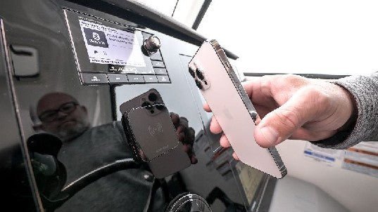 SCANSTRUT Ultra Magnetic Waterproof Wireless Charger - Ultra 15W Qi2 12/24V | SC-CW-14G - Clinch River Fishing USA